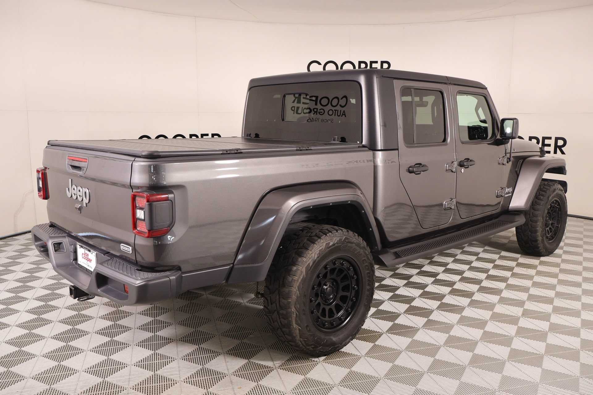 Used 2022 Jeep Gladiator Overland w/ Popular Equipment Package AWD/4WD image 20