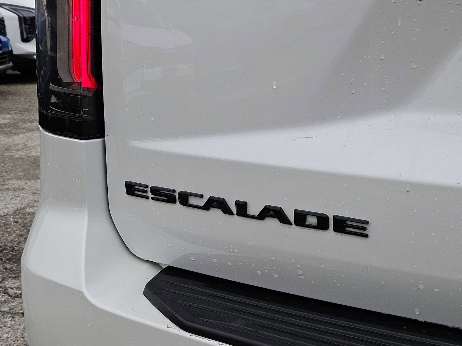 Used 2022 Cadillac Escalade ESV Sport w/ Touring Package RWD image 11
