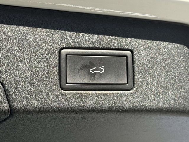 Used 2022 Volkswagen ID.4 Pro S image 12