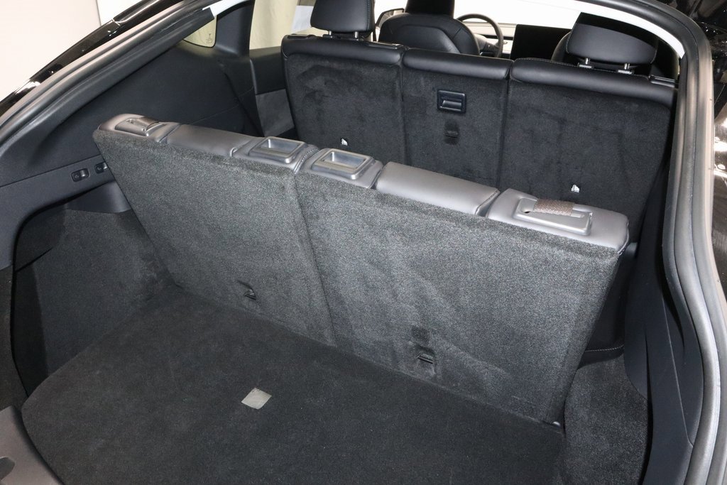 Used 2023 Tesla Model Y Long Range image 17