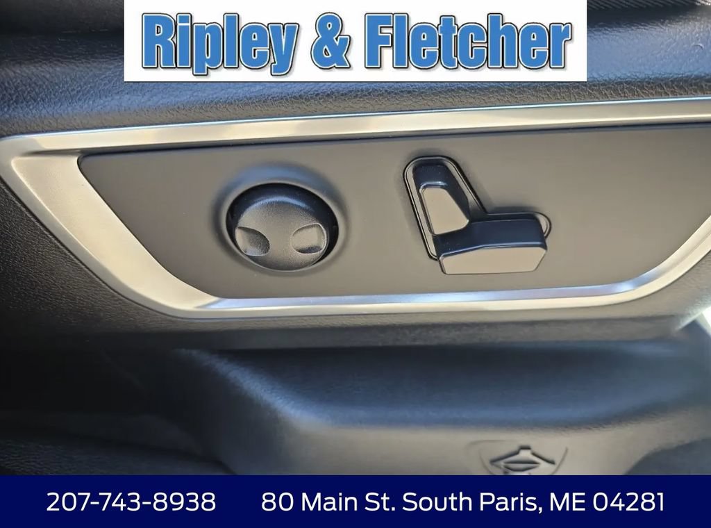 Used 2025 RAM 1500 Laramie AWD/4WD image 12