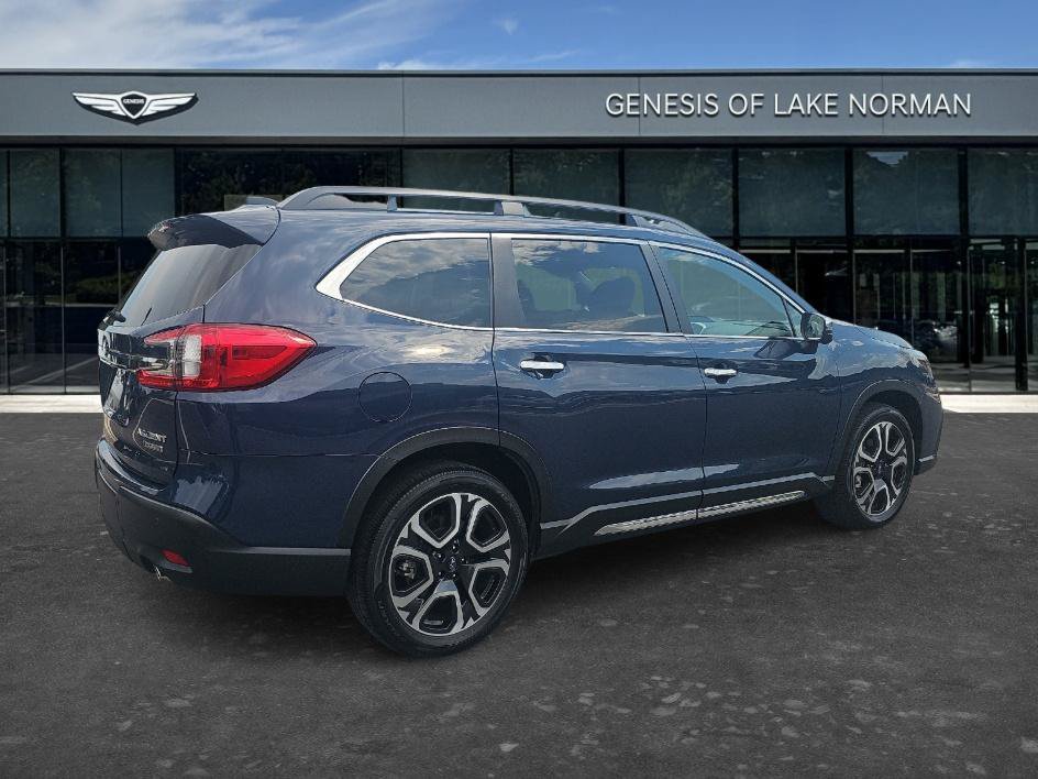 Used 2023 Subaru Ascent Touring AWD/4WD image 5