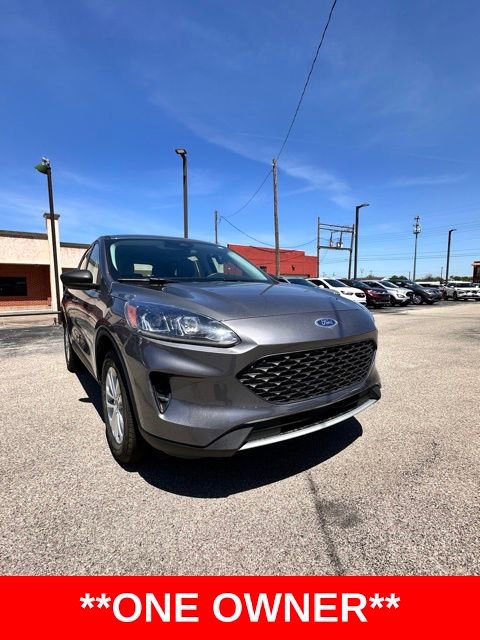 Used 2022 Ford Escape S image 3