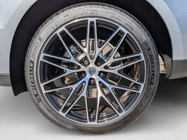 New 2025 Porsche Macan image 29