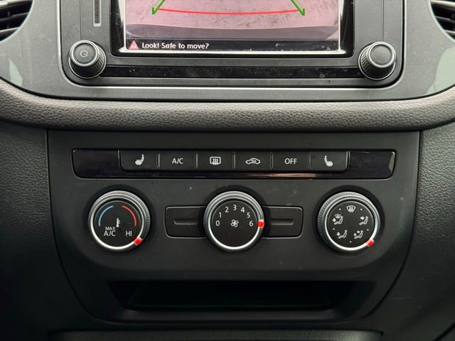 Used 2017 Volkswagen Tiguan S image 11