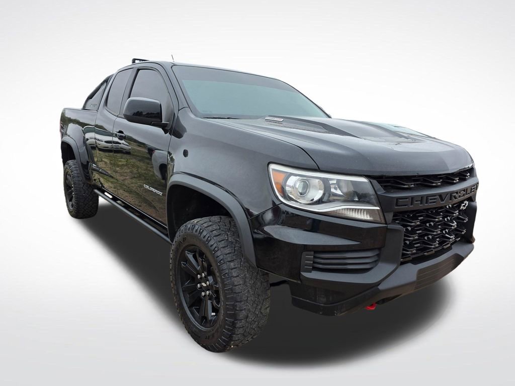 Used 2021 Chevrolet Colorado ZR2 w/ ZR2 Midnight Special Edition AWD/4WD image 3