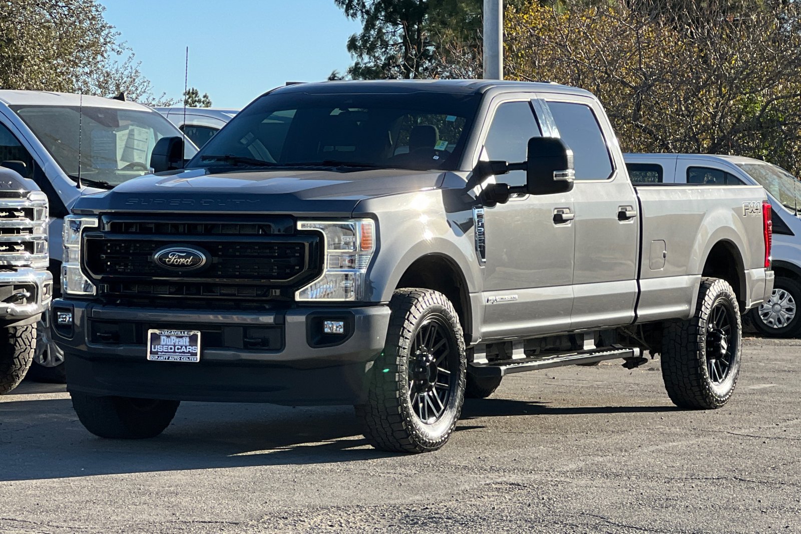 Certified 2022 Ford F350 XLT w/ Black Appearance Package AWD/4WD image 8
