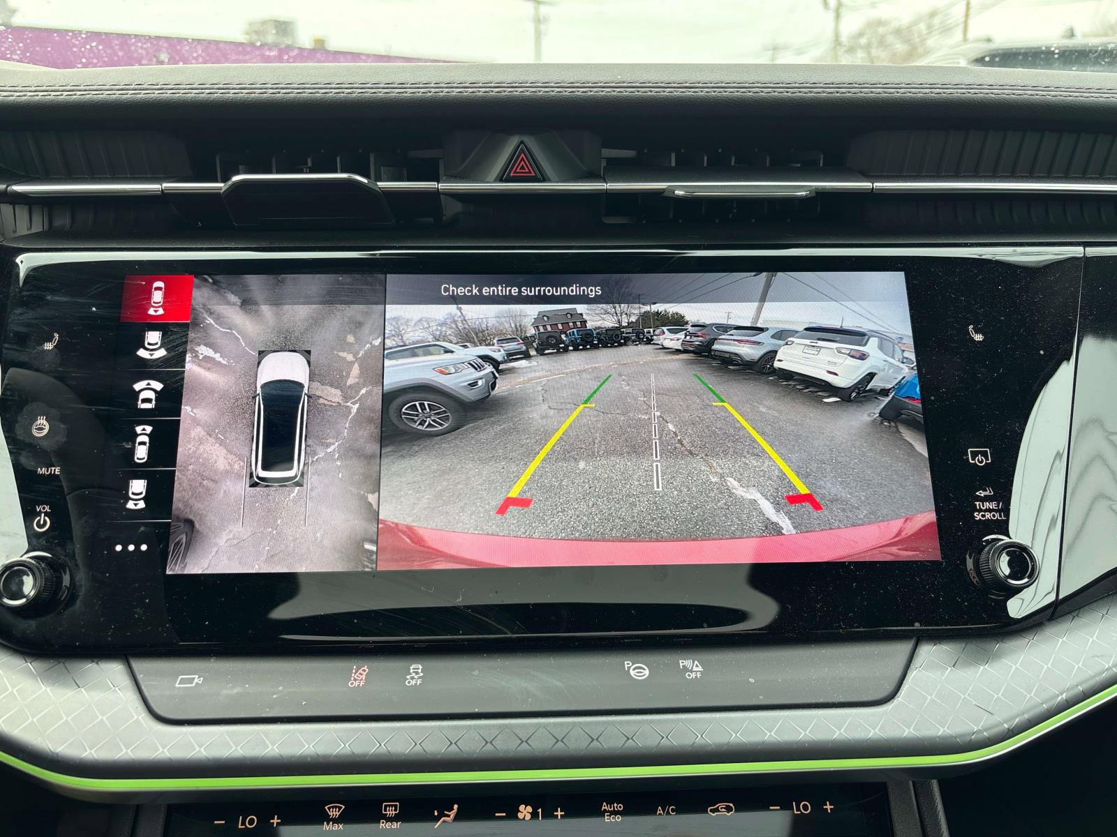 Used 2025 Jeep Wagoneer S Limited image 24