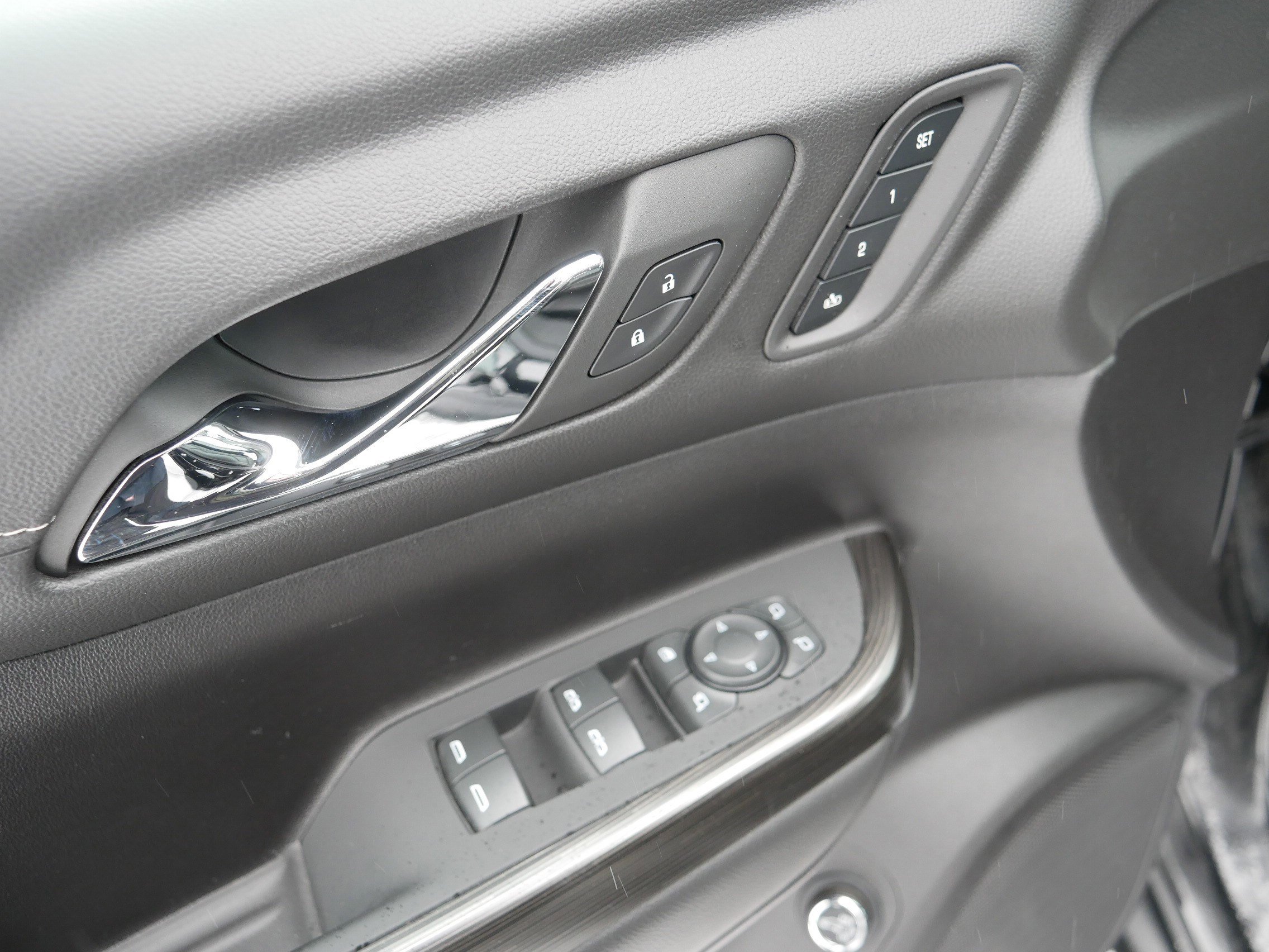 Used 2023 GMC Acadia SLT w/ Technology Package image 19