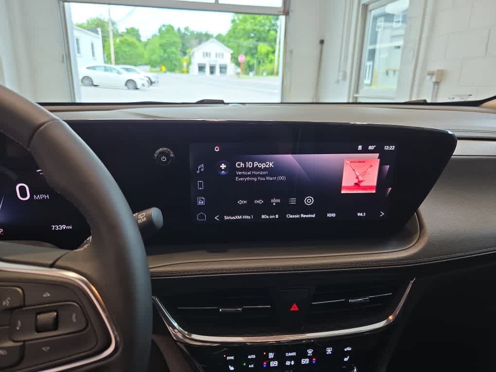 Used 2026 Buick Encore GX Avenir w/ Avenir Technology Package AWD/4WD image 15