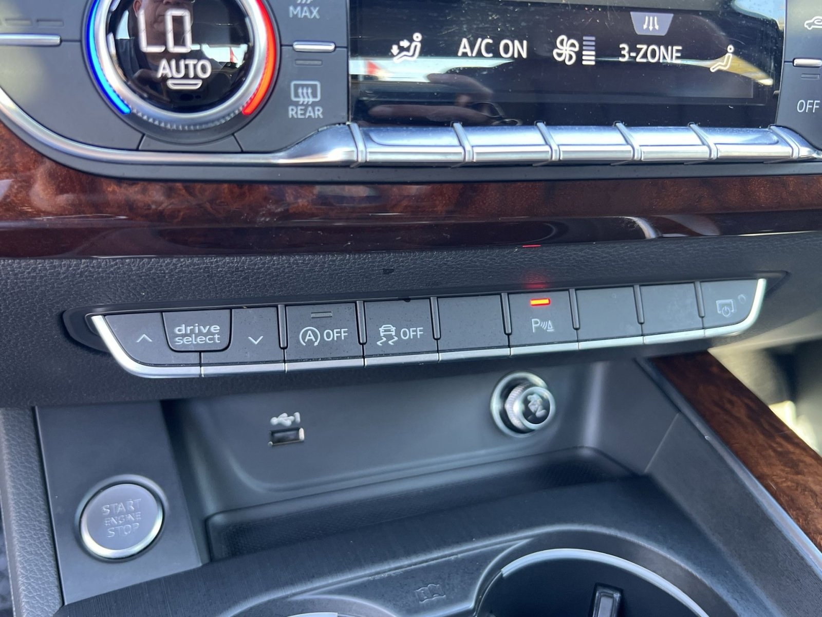 Used 2018 Audi A4 2.0T Premium Plus w/ Premium Plus Package image 29