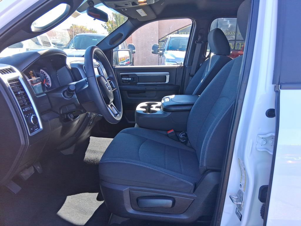 Used 2024 RAM 1500 Classic Warlock image 9