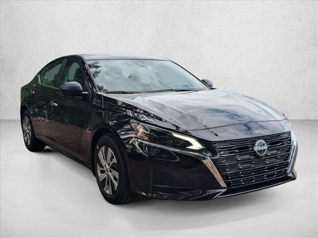 Certified 2025 Nissan Altima 2.5 S FWD image 6
