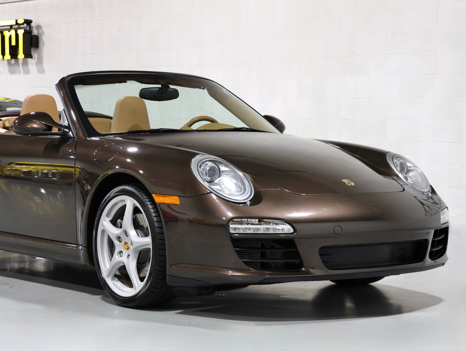Used 2011 Porsche 911 Cabriolet image 57