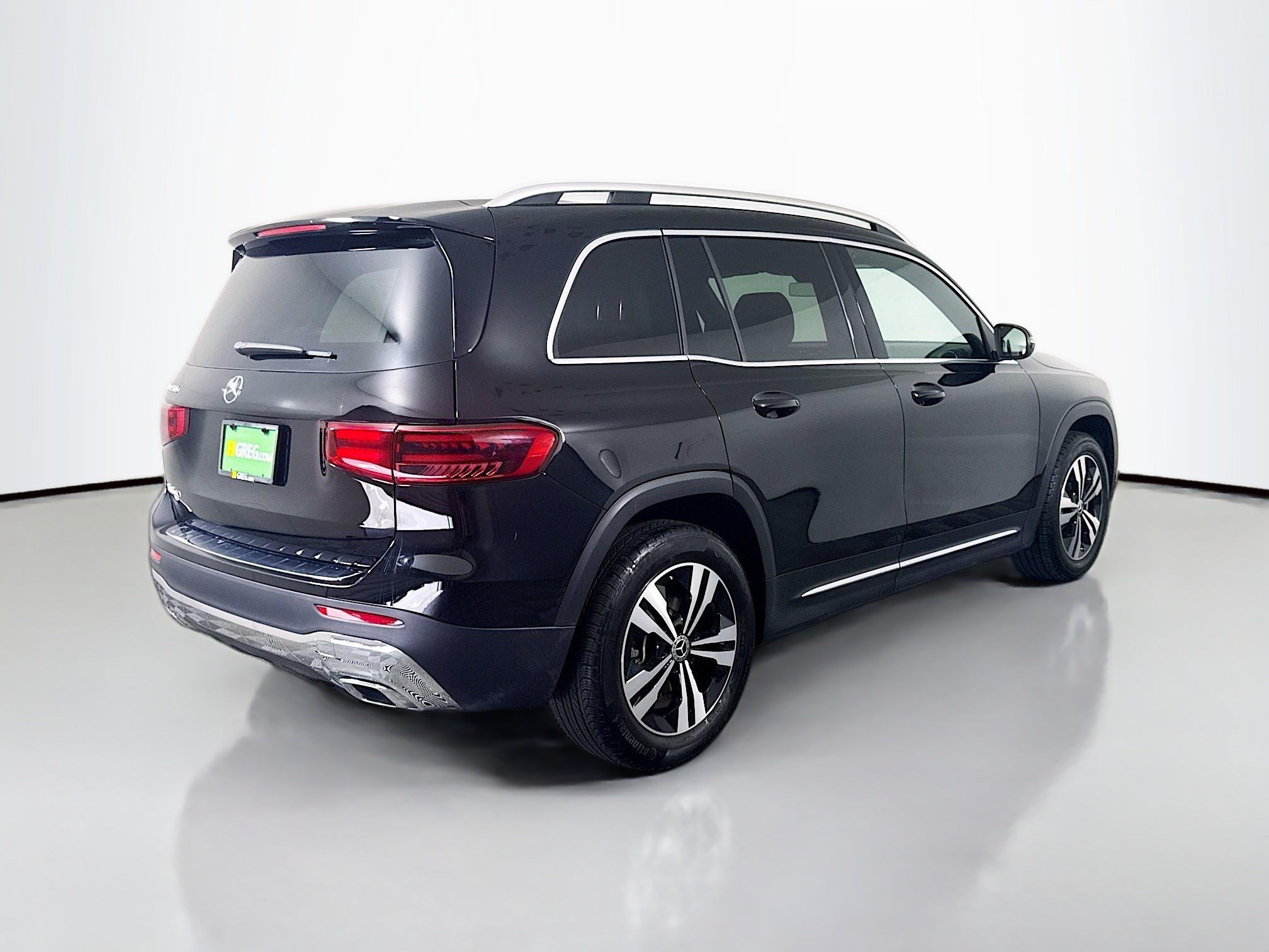 Used 2025 Mercedes-Benz GLB 250 image 10