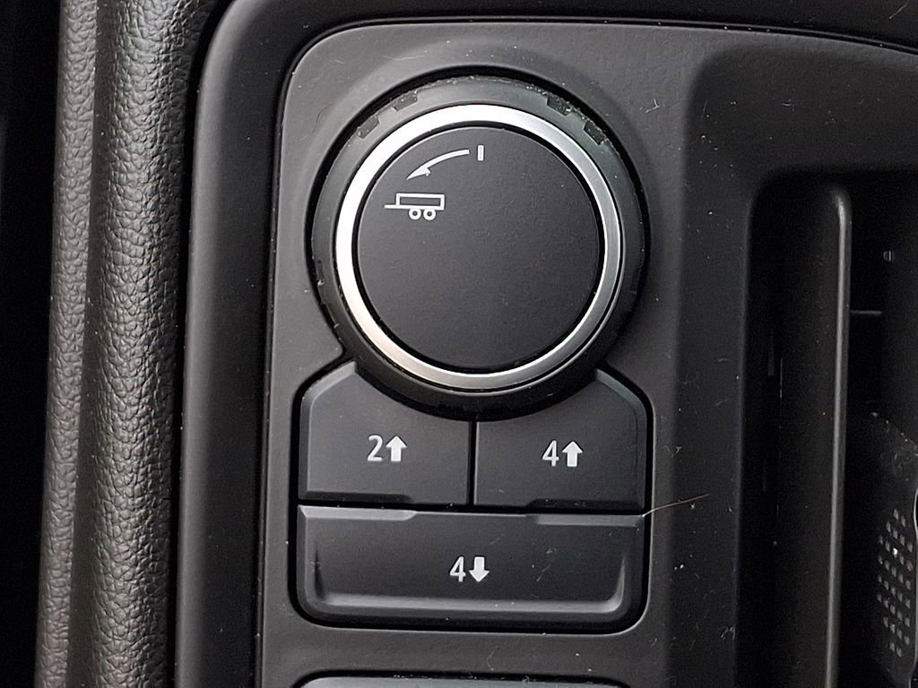 Used 2025 Chevrolet Silverado 2500 Custom image 24