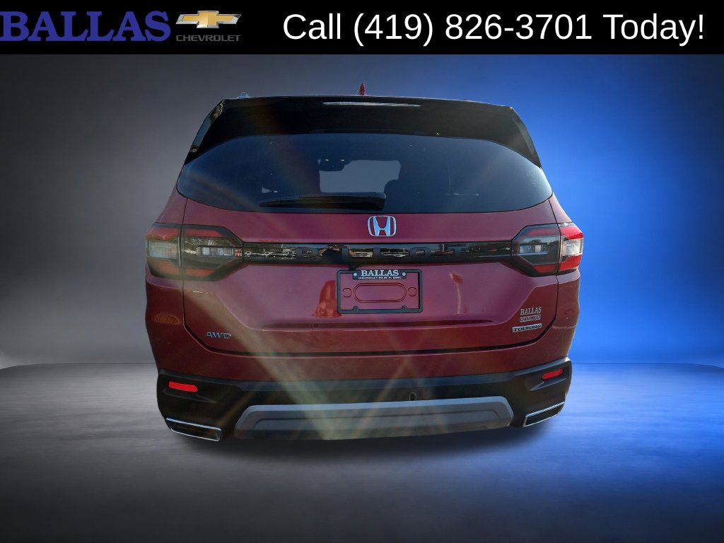 Used 2023 Honda Pilot Touring image 4