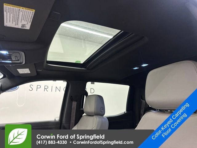 Used 2021 GMC Sierra 1500 SLT w/ SLT Premium Package image 29