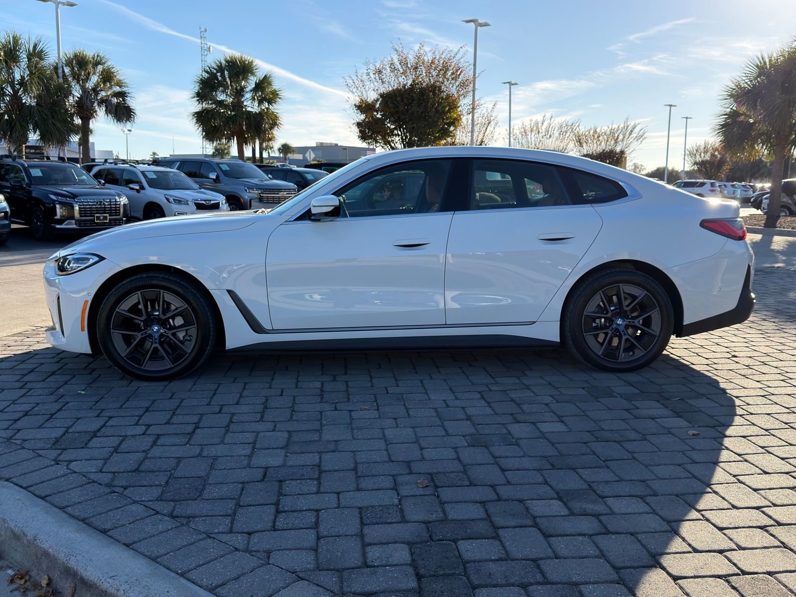 Used 2023 BMW i4 eDrive35 w/ Premium Package image 12