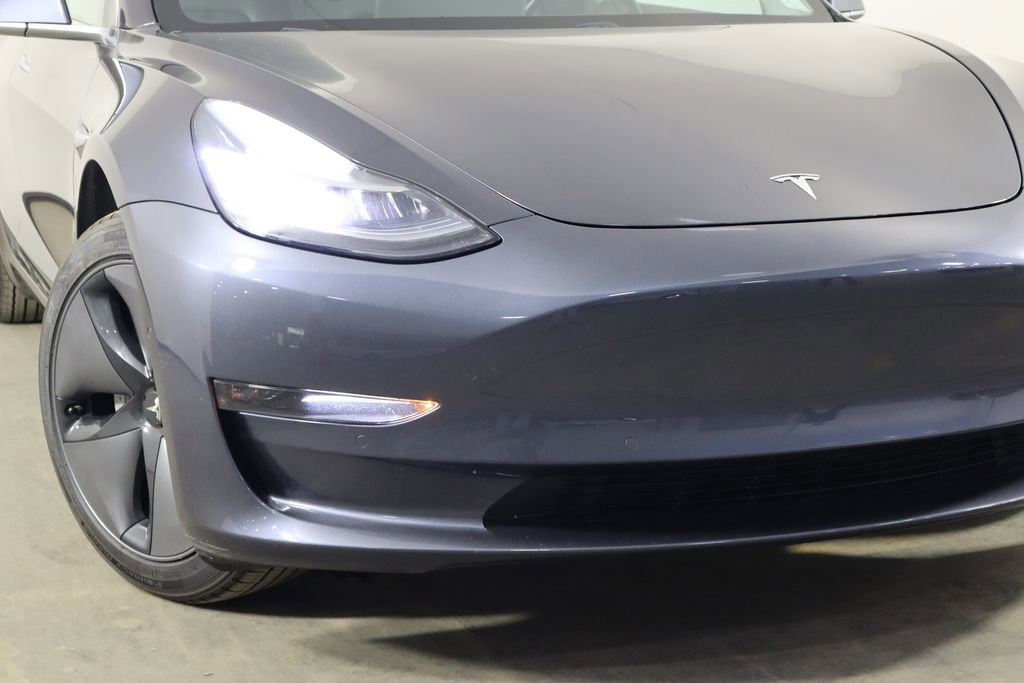 Used 2018 Tesla Model 3 Long Range RWD image 46