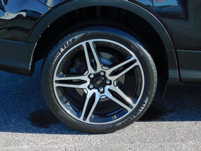 Used 2019 Ford Escape SEL image 10