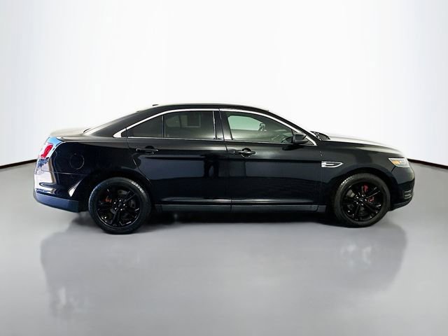 Used 2016 Ford Taurus SEL FWD image 8