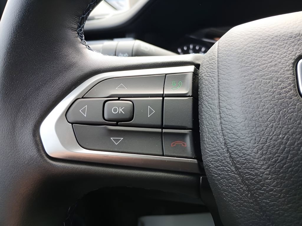 Used 2022 Jeep Compass Latitude w/ Convenience Group image 18