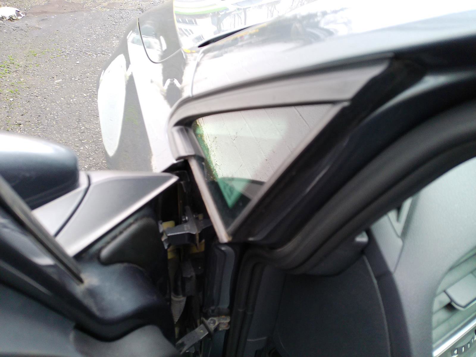 Used 2015 Volkswagen Golf TDI S image 7