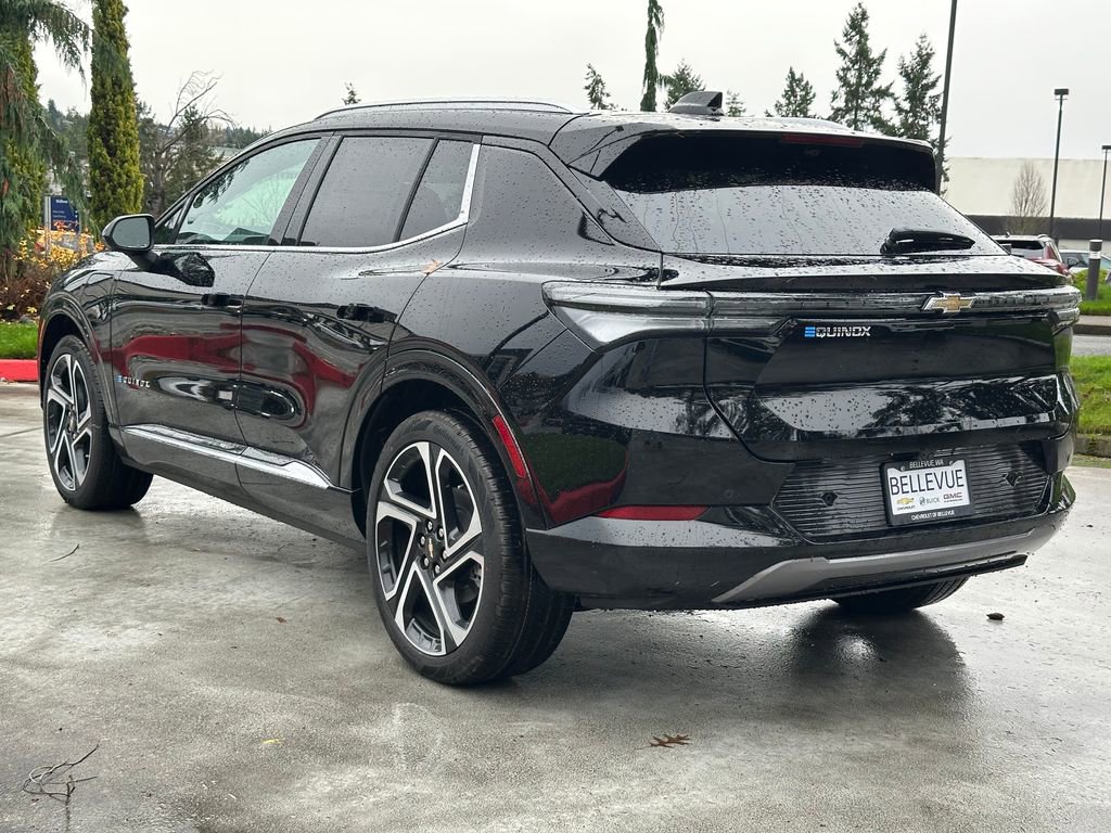 New 2026 Chevrolet Equinox EV LT image 3