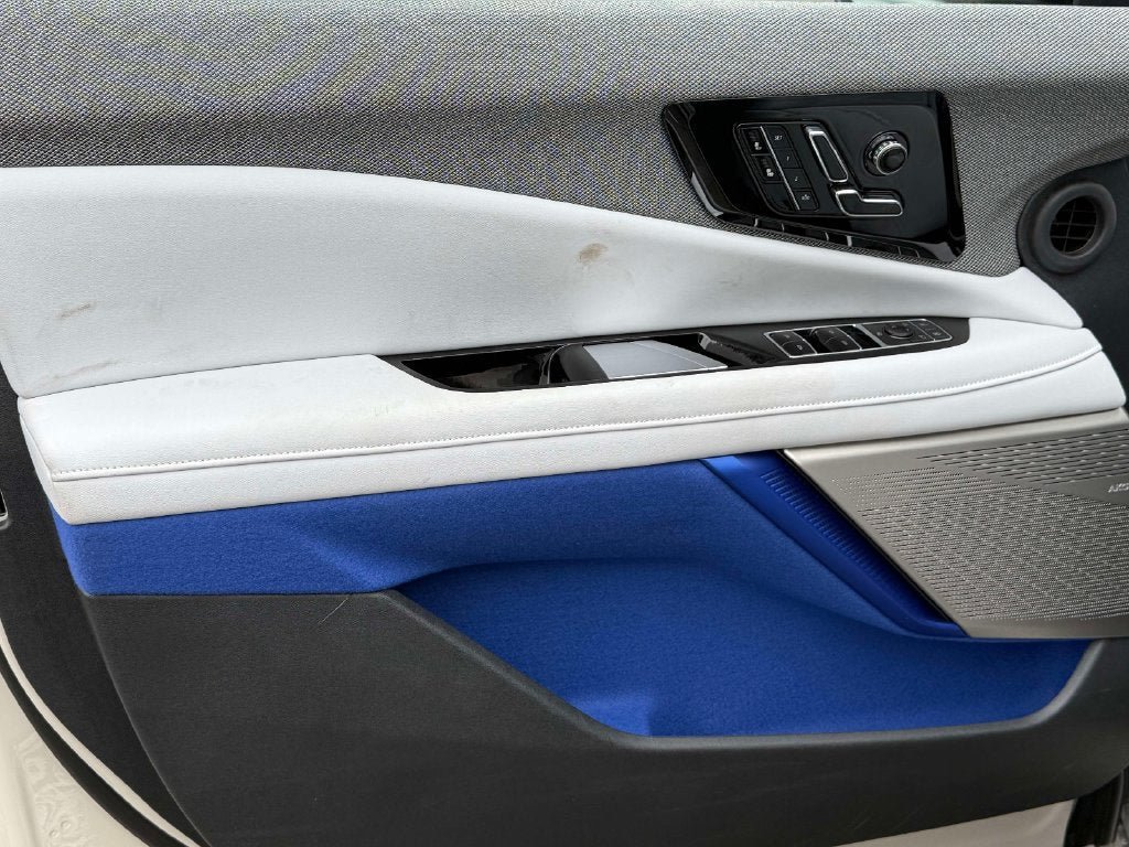 New 2027 Cadillac Optiq Luxury RWD image 15