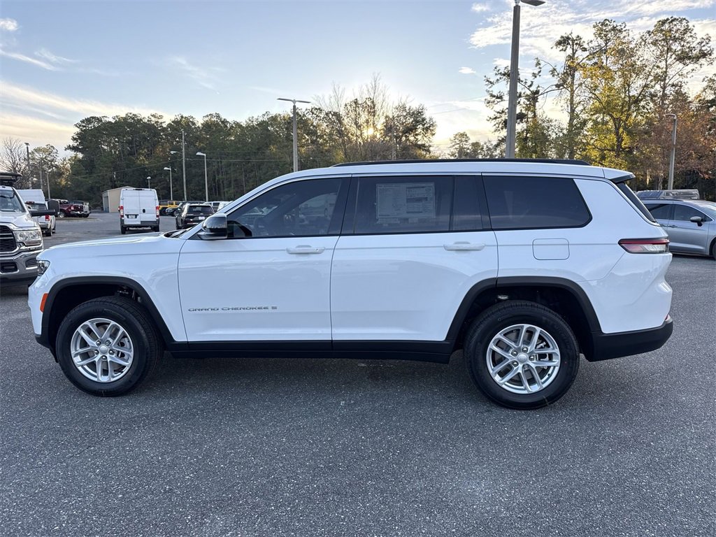 New 2025 Jeep Grand Cherokee L Laredo w/ Trailer Tow Package image 5