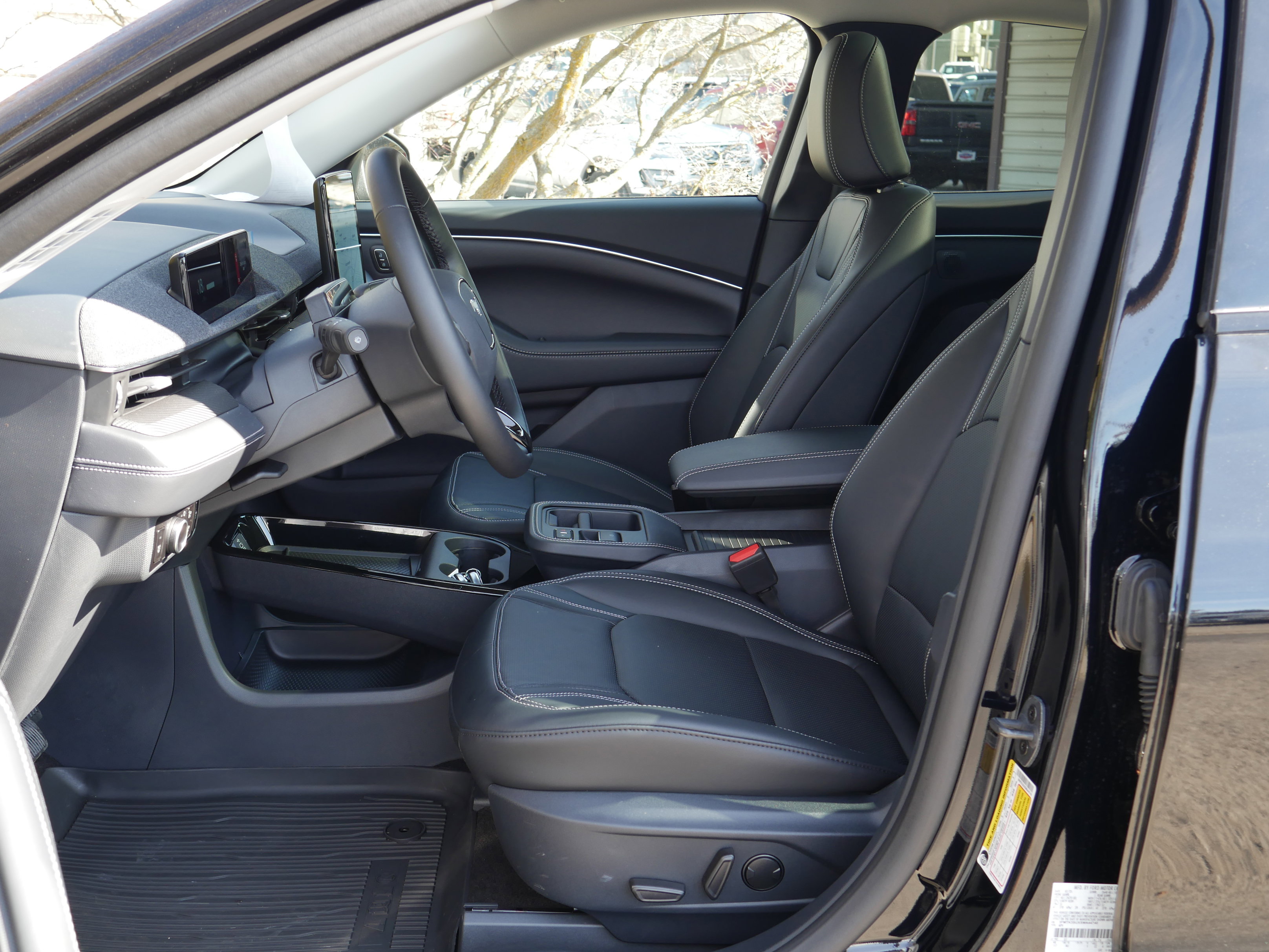 Certified 2025 Ford Mustang Mach-E Premium w/ Interior Protection Package image 3