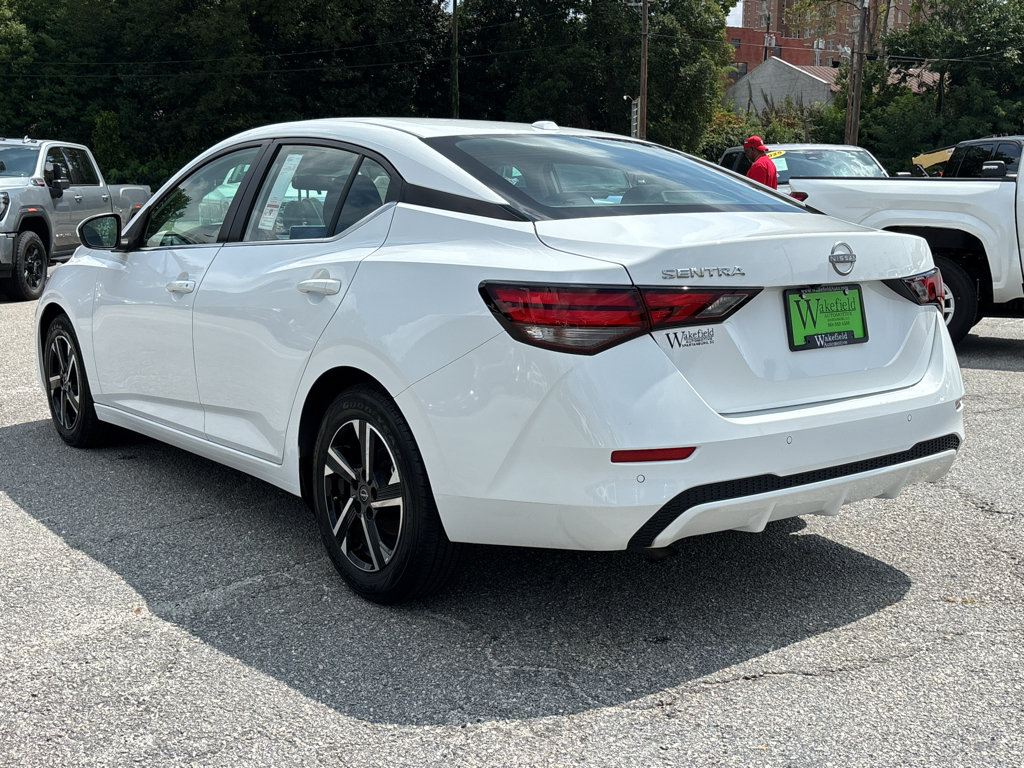 Used 2025 Nissan Sentra SV FWD image 6
