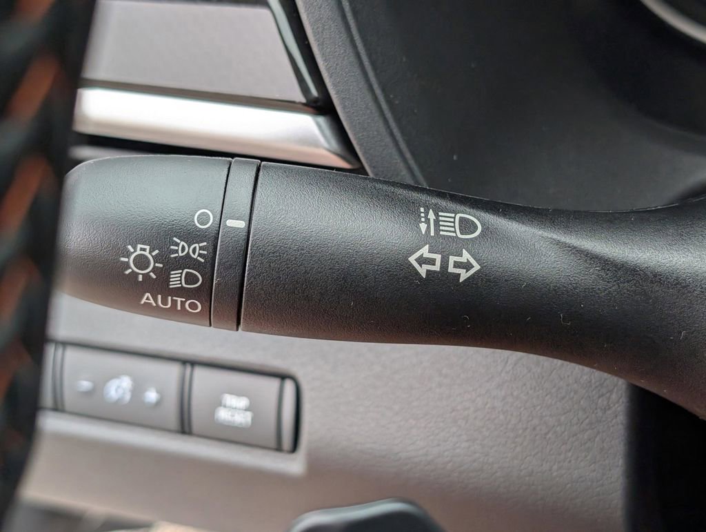 New 2025 Nissan Altima 2.5 SR w/ SR Premium Package image 25