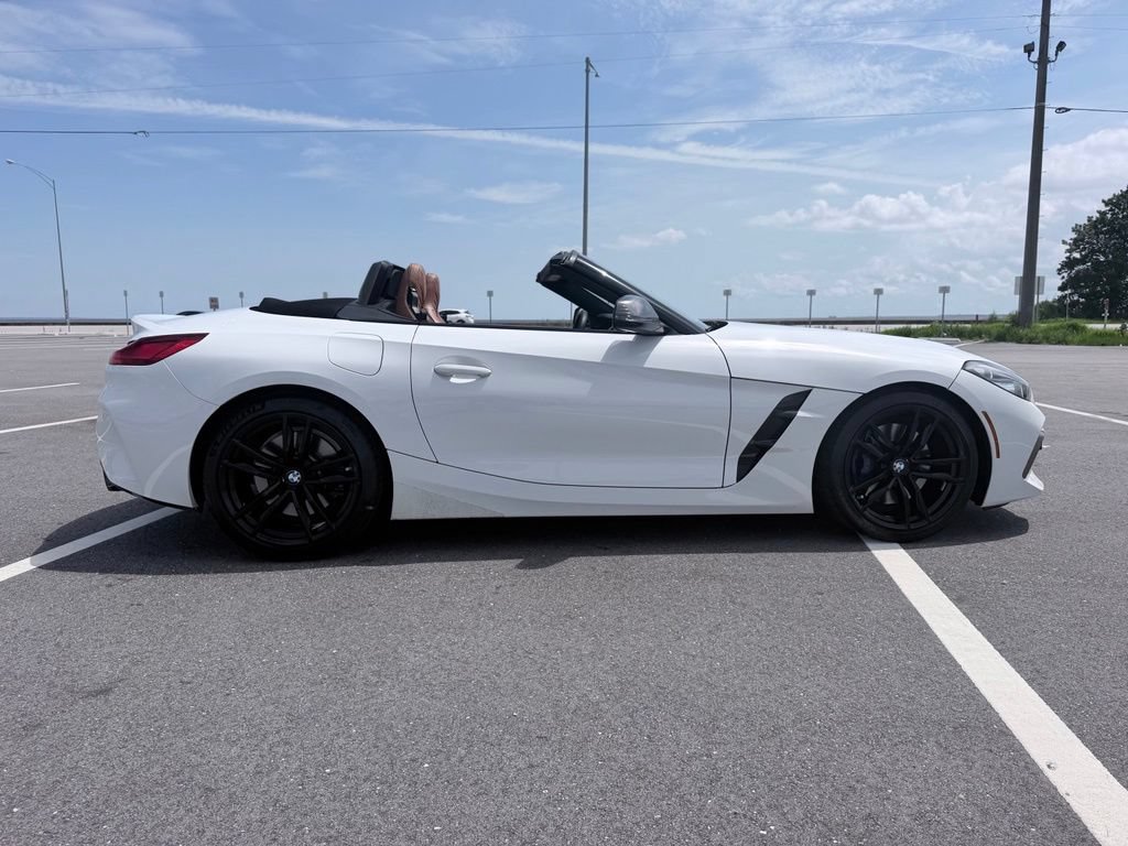 Used 2020 BMW Z4 M40i w/ Executive Package RWD image 23