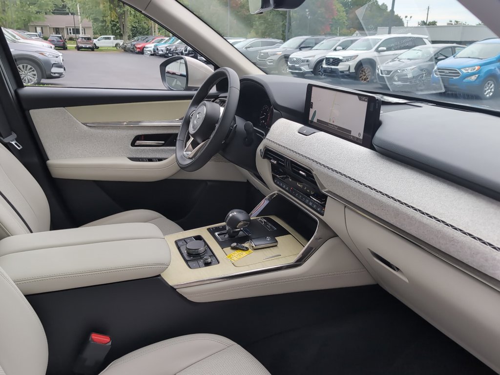 Certified 2024 MAZDA CX-90 3.3 Turbo S w/ Premium Plus AWD/4WD image 12