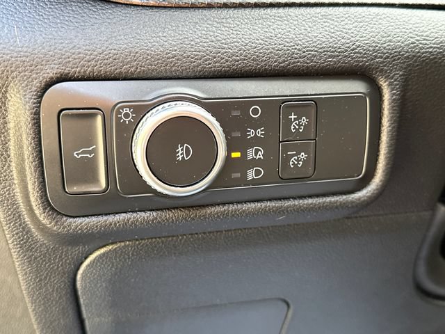 Used 2022 Ford Explorer ST-Line AWD/4WD image 26