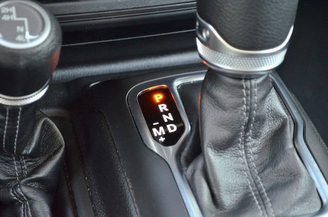 Used 2025 Jeep Wrangler Unlimited Sahara AWD/4WD image 29
