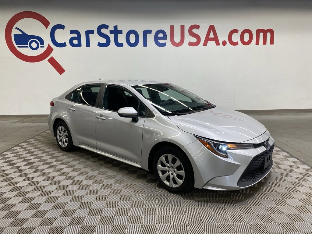 Used 2022 Toyota Corolla LE image 1