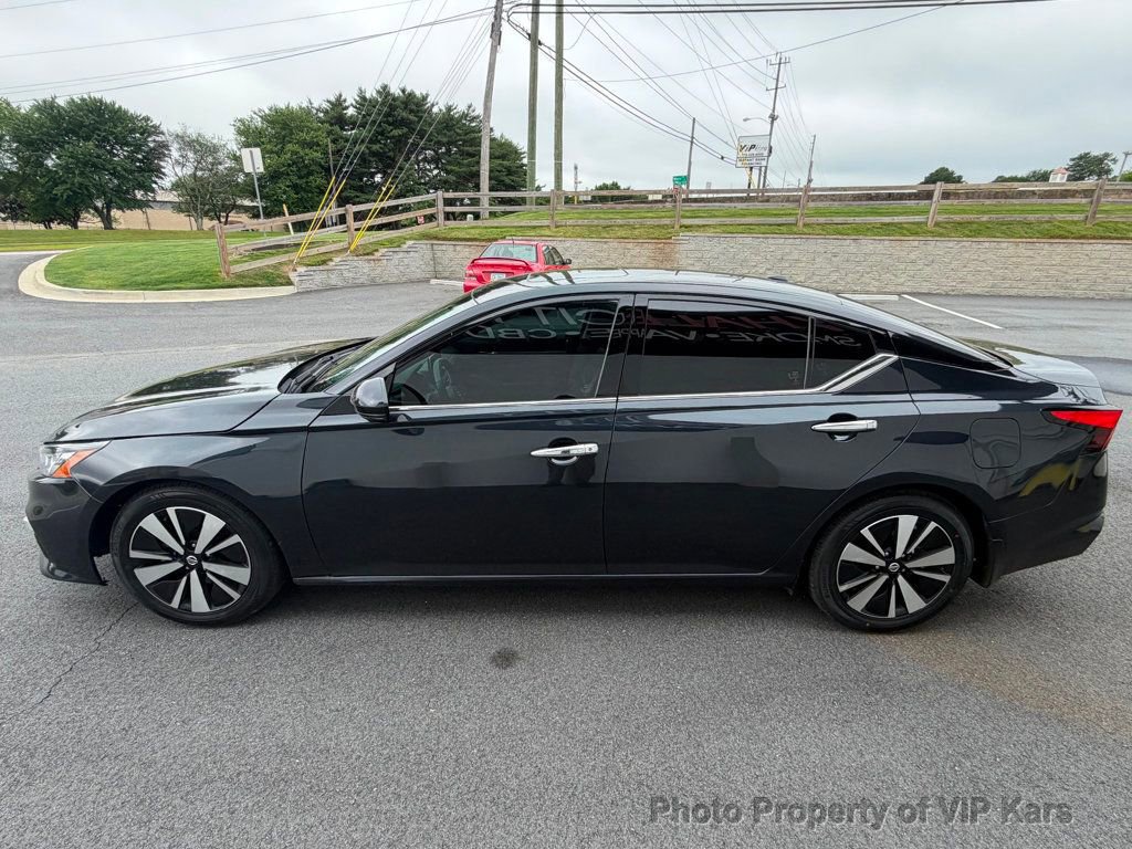 Used 2022 Nissan Altima 2.5 SL FWD image 8