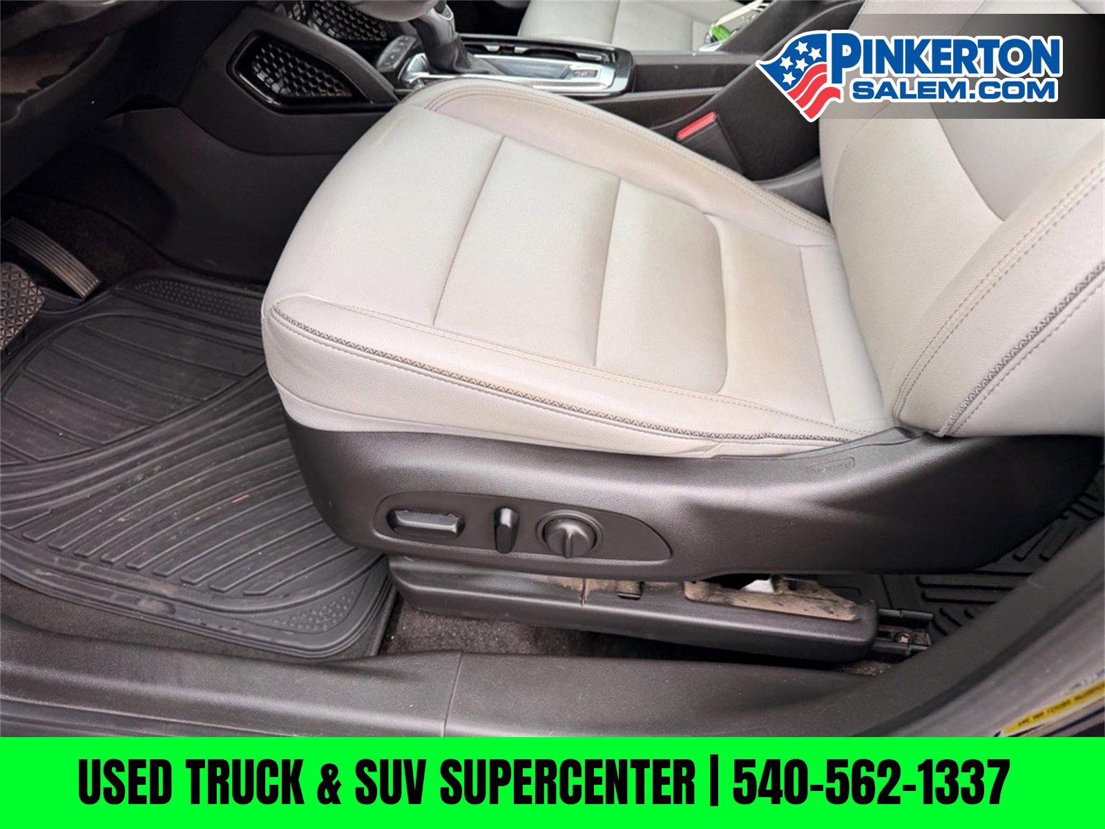 Used 2021 Chevrolet TrailBlazer LT w/ Sun and Liftgate Package image 13