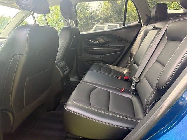 Used 2022 GMC Terrain SLT AWD/4WD image 17