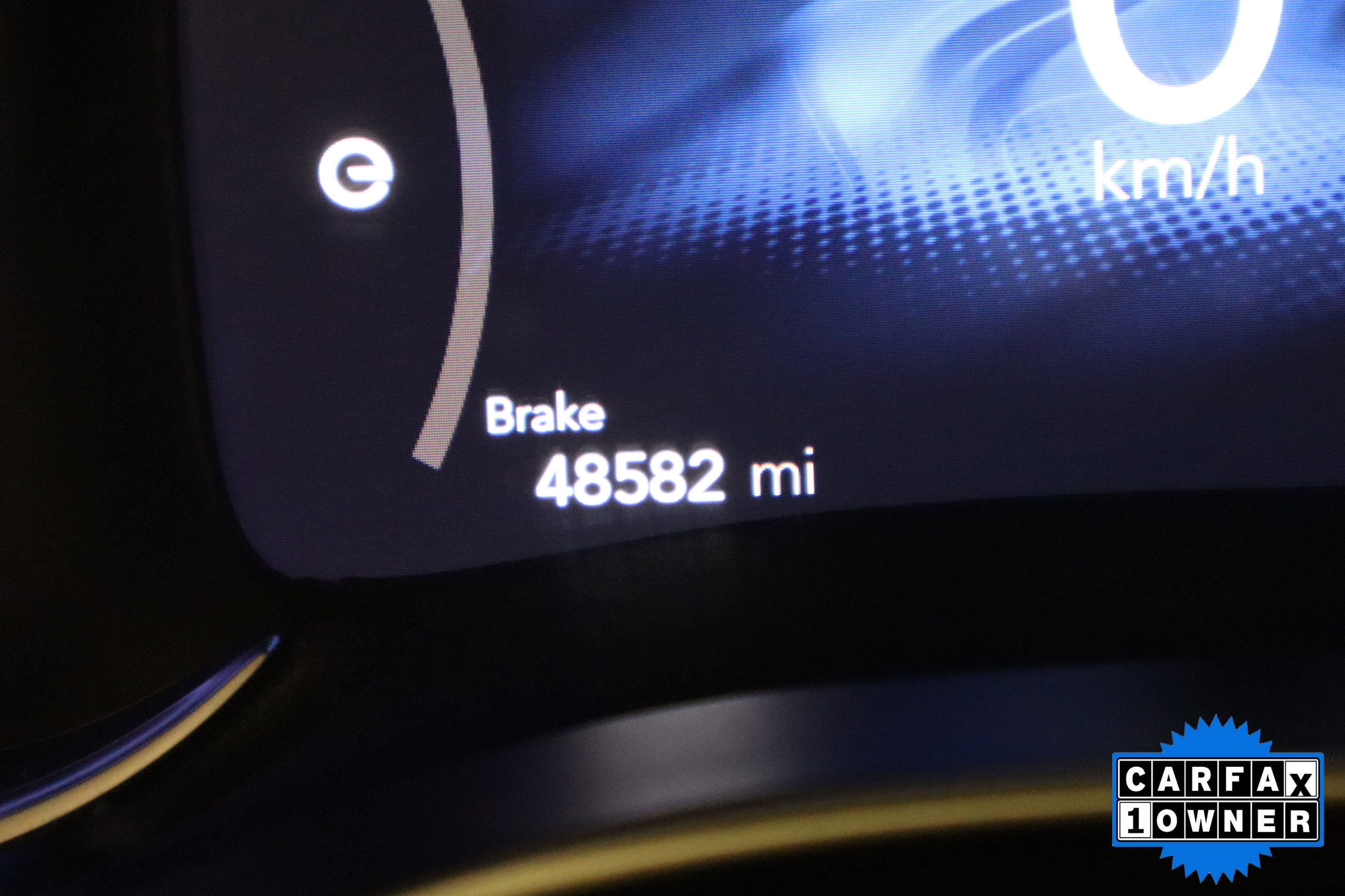 Used 2024 Chrysler Pacifica Select image 17