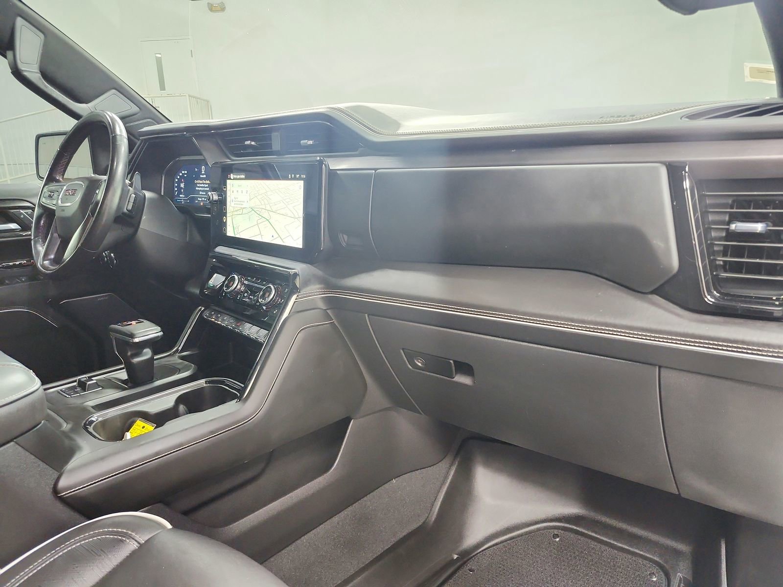 Used 2023 GMC Sierra 1500 AT4X image 42