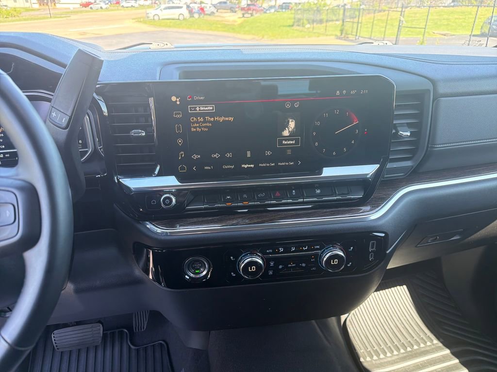 Used 2024 GMC Sierra 1500 Elevation image 18
