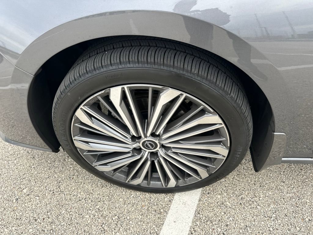 New 2025 Nissan Altima 2.5 SL AWD/4WD image 37