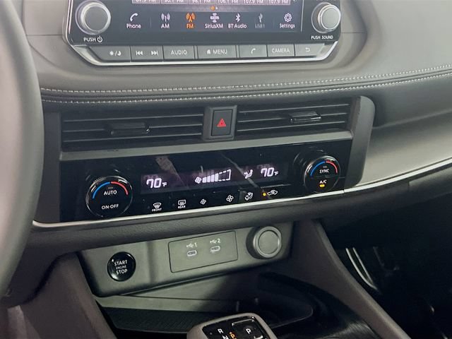Used 2026 Nissan Rogue SV FWD image 13