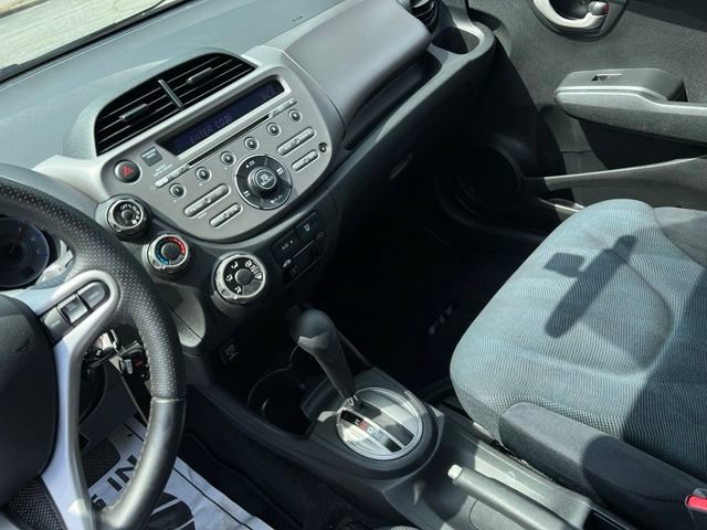 Used 2011 Honda Fit Sport image 33