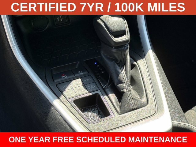 Used 2024 Toyota RAV4 LE AWD/4WD image 22