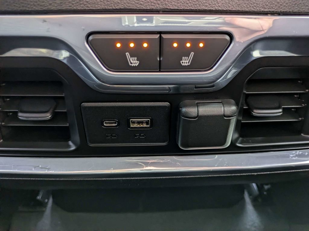 Used 2021 Chevrolet Silverado 2500 High Country w/ Z71 Off-Road Package image 14